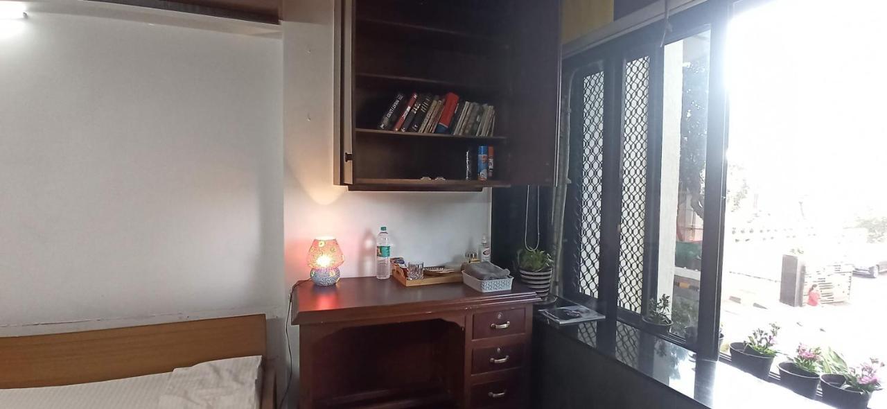 Cozy Private Ac Studio By The Sea Bandstand Bandra W Mumbai Nr Taj Lands End Apartment ภายนอก รูปภาพ