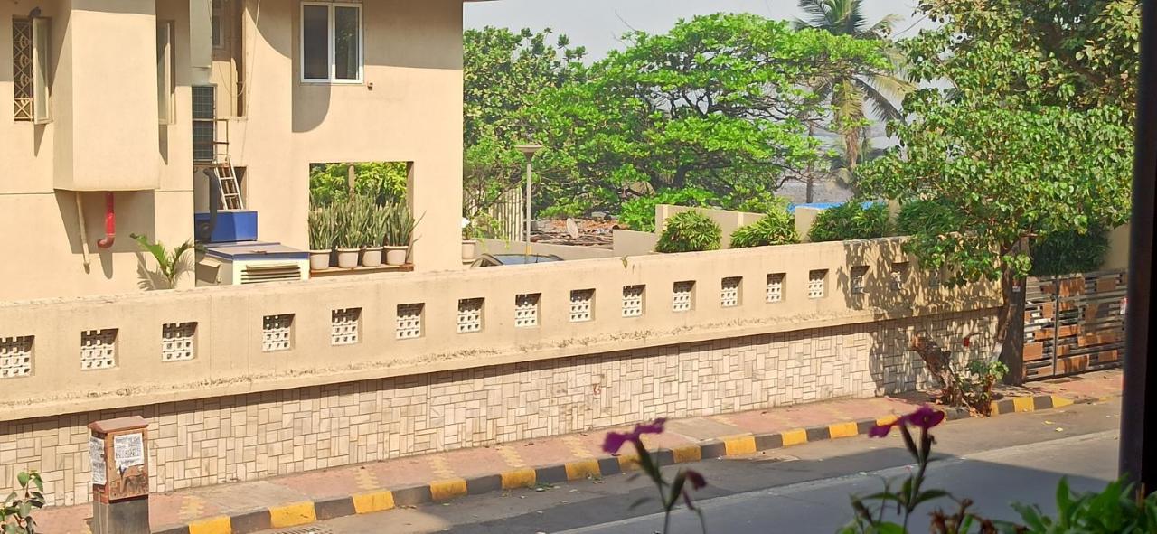 Cozy Private Ac Studio By The Sea Bandstand Bandra W Mumbai Nr Taj Lands End Apartment ภายนอก รูปภาพ