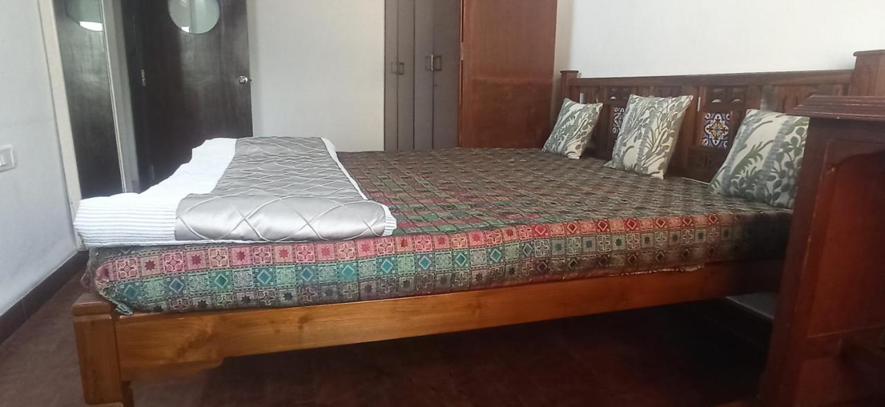 Cozy Private Ac Studio By The Sea Bandstand Bandra W Mumbai Nr Taj Lands End Apartment ภายนอก รูปภาพ