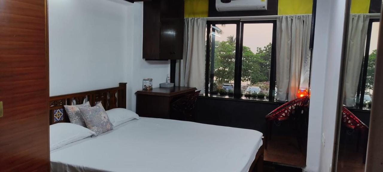 Cozy Private Ac Studio By The Sea Bandstand Bandra W Mumbai Nr Taj Lands End Apartment ภายนอก รูปภาพ